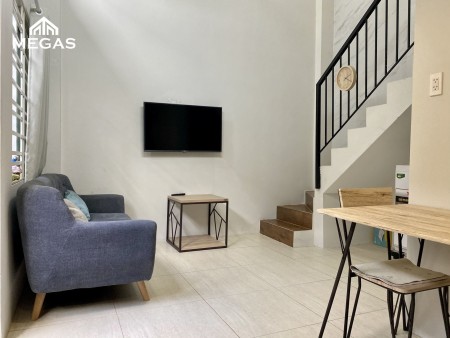 Trống lại căn hộ duplex free phí dv ngay Trần Não