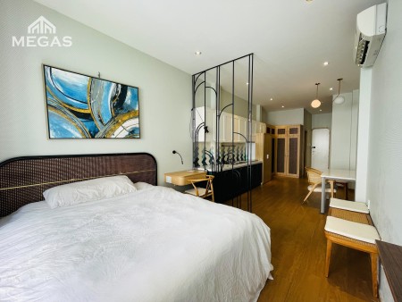 Cho Thuê Căn Hộ Full Nội Thất  Ban Công Thoáng Quận 3