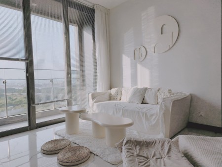 Nếu thích tông màu sáng thì căn hộ 2PN, Empire City đáp ứng được nhưng vẫn cao cấp, 37 triệu