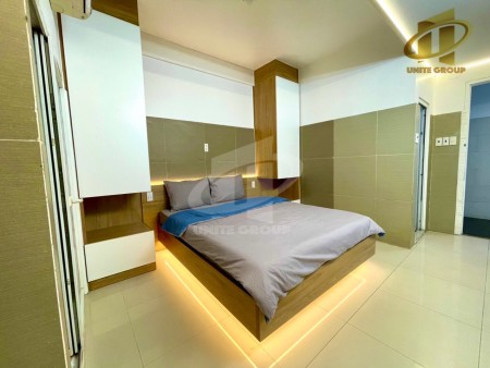 Trống căn Studio tách bếp, đầy đủ nội thất, có cửa sổ ngay Tân Quy Quận 7 cần cho thuê