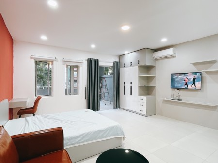 Siêu phẩm 1PN có ban công Quận 7 gần Vincom,khu ăn uống,nhiều tiện ích,Kcx tân thuận,Đh Ufm, chợ ,