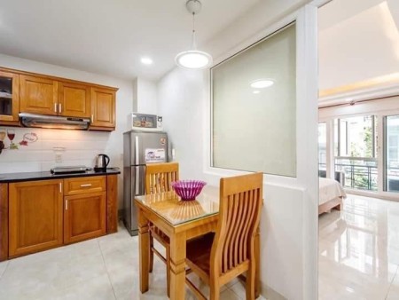 Ngay Nguyễn Thái Bình Cầu Calmette Q4 Q1 1PN Riêng 50m2  Máy Giặt riêng