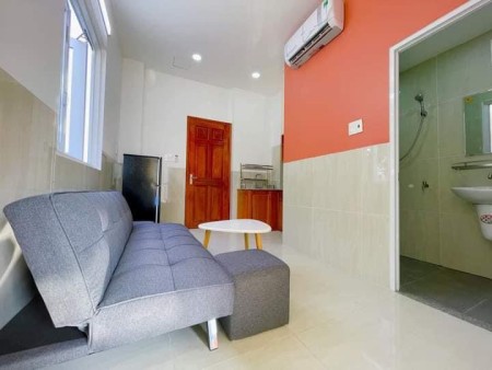 Căn hộ 1PN có ban công full nội thất Quận 4 gần Đh Luật,Ntt,di chuyển qua Quận 1,5,7 chỉ mất 5p