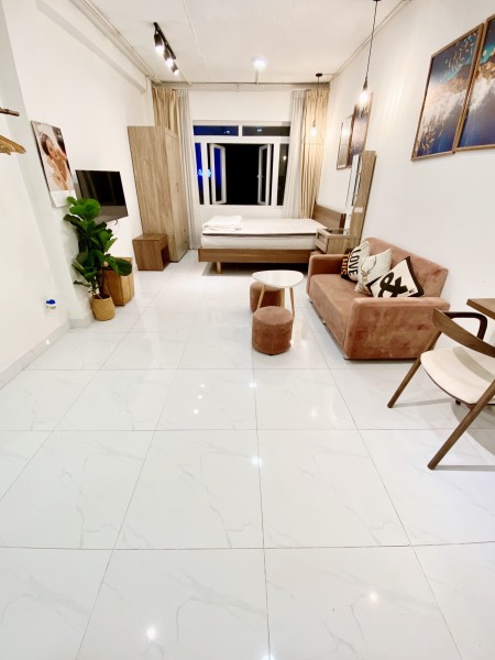 Căn Hộ Lê Thị Riêng - Cmt8 P Bến Thành Gần  Công Viên Tao Đàn Q1