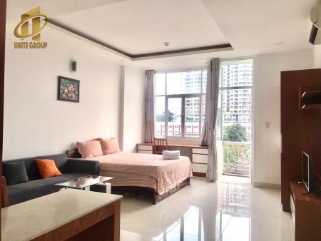 Studio ban công ngay Trần Bình Trọng Quận 5 gần ĐH Sài Gòn , Nowzone
