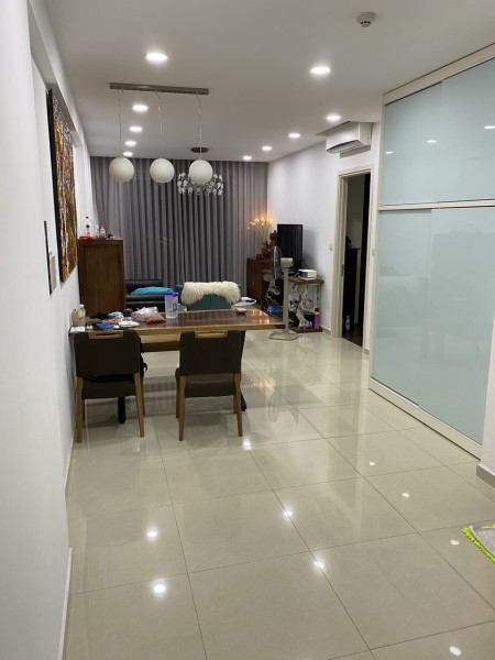 THUÊ NHANH 2pn Vista Verde tháp Lotus full nt đẹp như hình 19 triệu bao phí