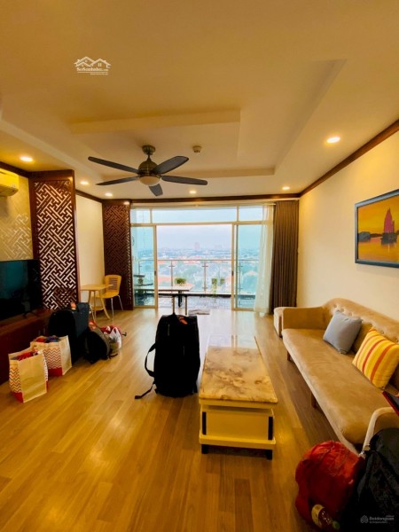 Cho thuê căn hộ Hoàng Anh River View, Q2 (3 đến 4 phòng ngủ) nhà đẹp, giá từ 18 triệu/tháng, 138m2, 3 phòng ngủ, 3 toilet