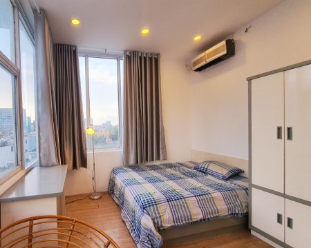 Căn Hộ Studio Cửa sổ full ánh sáng, cách Chợ Tân Định 1km, view bờ kè gần khu ăn uống trung tâm