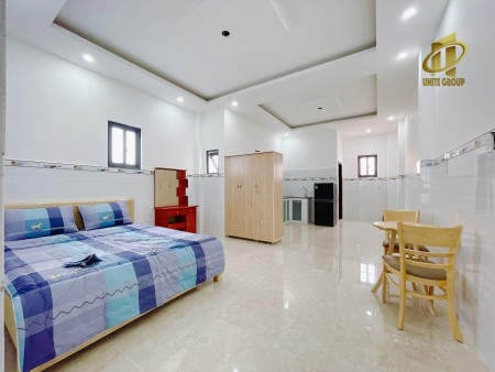 Căn hộ full nội thất, cửa sổ thoáng gần Lotte, Sunrise, cầu kênh tẻ