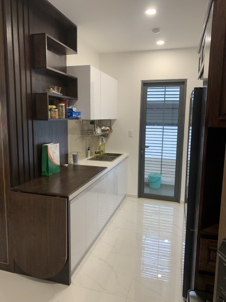 Căn hộ D'Lusso view đẹp, có nội thất siêu sang, tiện ích đầy đủ giá thuê 17 triệu/tháng