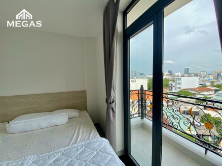 Cho Thuê Căn Hộ Cao Cấp - Ngắn hạn/ Dài Hạn - Ban công lớn