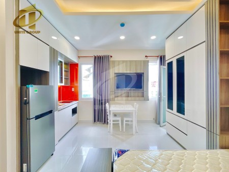 Studio thiết kế hiện đại, trẻ trung ngay vòng quay Trung Sơn