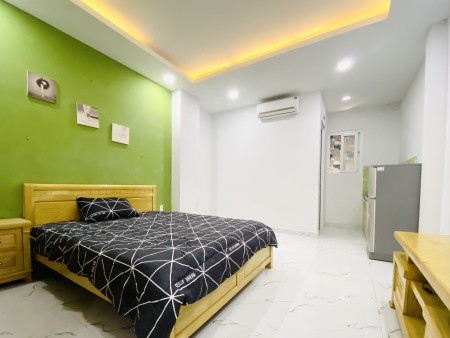 Căn Hộ Dịch Vụ Full Nội Thất Ngay CMT8 - Quận 10