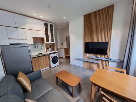 Thảo Điền mình trống căn hộ cao cấp full nội thất dạng 1 phòng ngủ, nhiều dịch vụ free