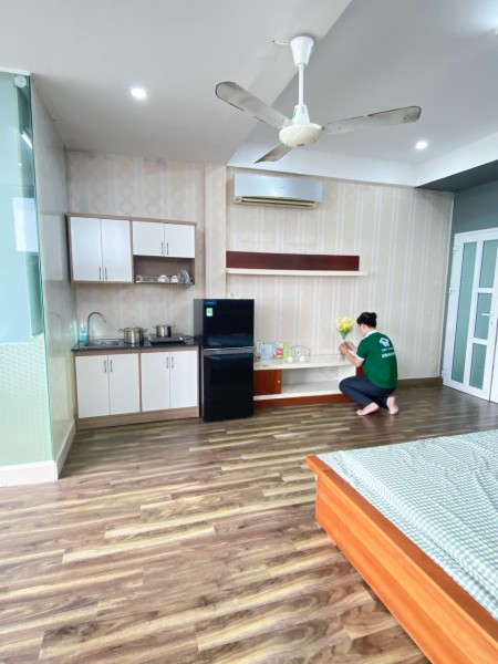 Căn hộ penhouse rộng 40m2 Full Nội Thất P15 Quận Tân Bình ở liền