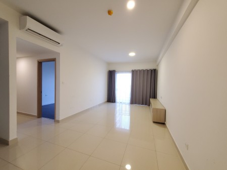 The Sun Avenue Cho thuê căn hộ 3PN nội thất cơ bản chỉ 17tr/tháng