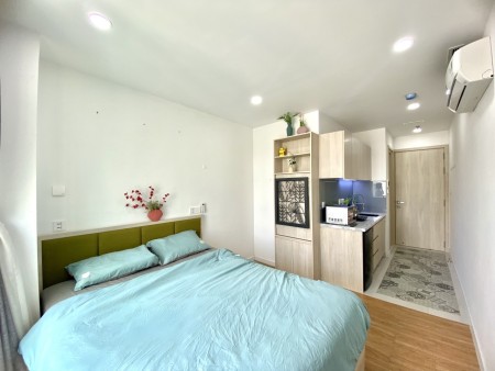 Căn Hộ Full Nội Thất  View Balcon Thoáng Mát 
                           Quận 3