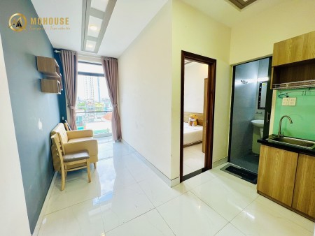 Cho thuê căn hộ 1PN có balcon sẵn nội thất ngay gần khu Phan Xích Long QPN