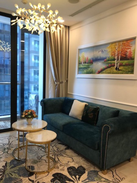 Cho thuê gấp CH 1PN,50m2 Vinhomes golden river giá 18 triệu/tháng