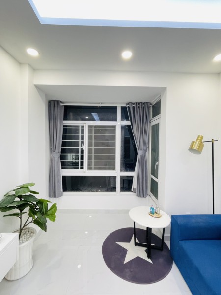 Cho thuê căn hộ sky garden 3 2pn2wc PMH quận 7 LH 0968987496