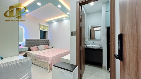 Căn hộ tách bếp nội thất siêu xịn ngay bệnh viện Từ Dũ Quận 1