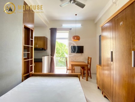 Căn hộ studio full NT khu sân bay, view công viên Gia Định - bancol & cửa sổ lớn