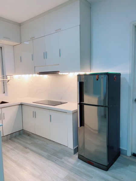 Cho thuê căn hộ Tân Hương Tower 2pn 2wc, giá 8tr ở liền