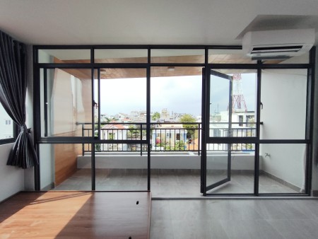 Penhouse - 1PN Full nội thất Ban Công lớn 50m2 tại Thoại Ngọc Hầu - Nguyễn Sơn