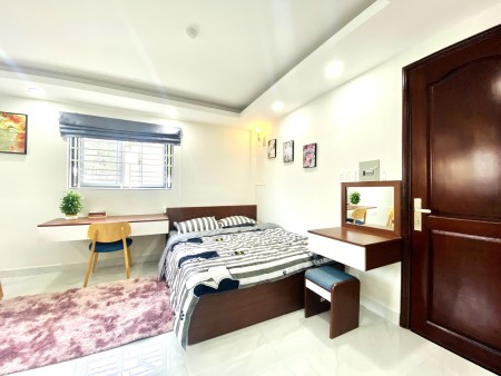 Studio full nội thất cửa sổ lớn ngay Trần Hưng Đạo Quận 5