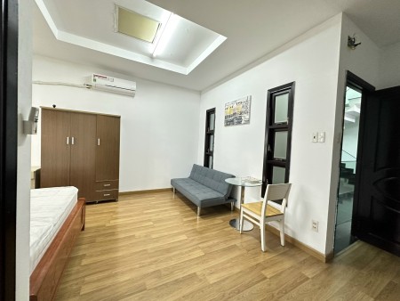 Căn hộ giá siêu hấp dẫn, full nội thất, Quận 7 - Gần trung tâm