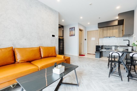 Cho thuê căn hộ 1 phòng ngủ view nội khu tầng cao thoáng mát