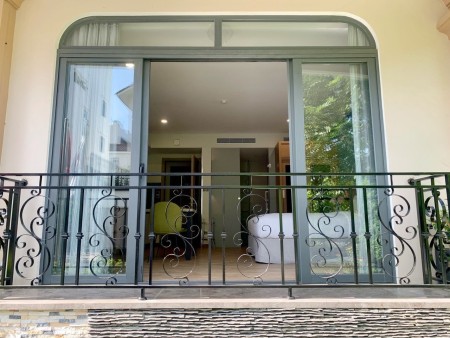 Cho thuê căn hộ full nội thất như hình giá 11tr bao phí