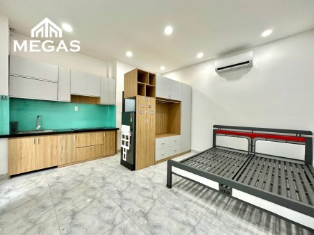 Căn Hộ Cho Thuê Đầy Đủ Nội Thất - Ban Công - Ngay Trường Chinh - Ngã Tư An Sương - Cầu Tham Lương