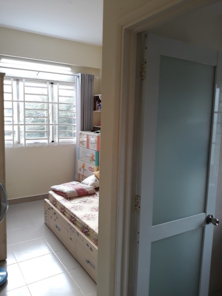 Cần cho thuê căn hộ Lotus Garden Tân Phú, 3pn giá 9tr4, ở liền