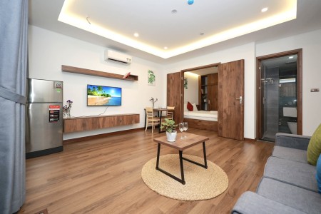 Cho thuê CHDV full đồ 01 ngủ 01 khách mới tinh ở 121 Yên Phụ nhỏ, gần đường Thanh Niên, Tây Hồ, HN, 50m2, 1 phòng ngủ, 1 toilet