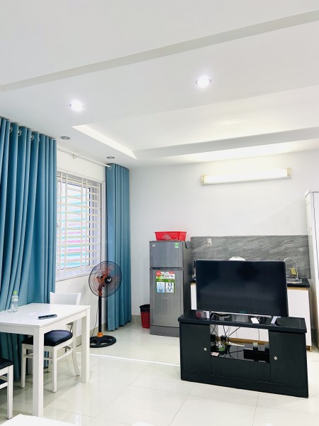 Căn Hộ Studio Cửa sổ 35m2 Free Phí Dịch vụ Ngay Phú Mỹ Hưng quận 7
