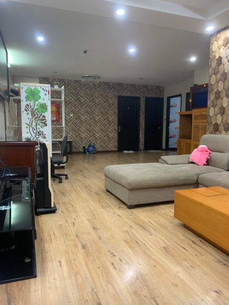 Cần cho thuê gấp căn hộ An Phú Q6, Dt 112m2, 3 phòng ngủ , giá 12tr/th, nhà có nội thất