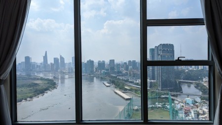 Sunwah Pearl cho thuê căn hộ 3 phòng ngủ full nội thất tầng cao view sông sài gòn và bitexco quận 1