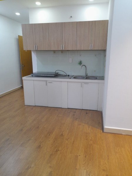 cho thuê căn hộ chung cư 8x Đầm Sen Tân Phú 6tr5/tháng có ban công