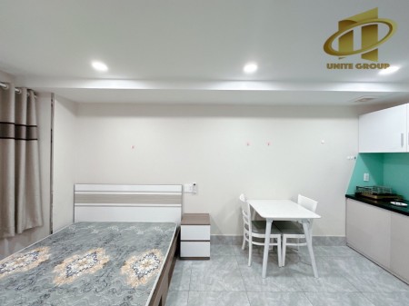 Căn hộ Studio mới cửa sổ thoáng, Ngay đường lớn Phạm Văn Đồng, quận Bình Thạnh.