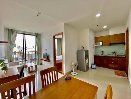 Cần cho thuê căn hộ 1PN view phố đường Hà Kỳ Ngộ