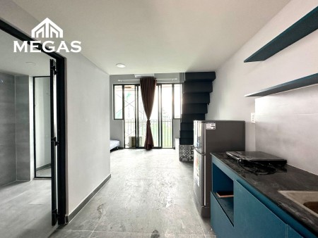 Căn Hộ Cao Cấp- Full NT - Gym Hồ Bơi Miễn Phí - Mới Xây 100% - Ban Công Riêng - Cầu Cộng Hòa