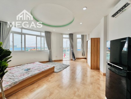 CĂN HỘ BAN CÔNG GẦN CV LÊ THỊ RIÊNG QUẬN 10