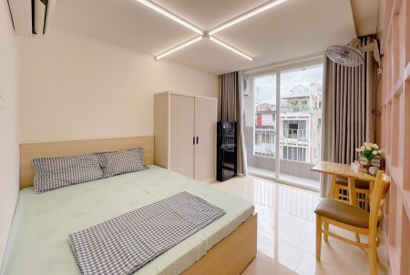 Căn Hộ Studio Ban Công 40m2 Cao Cấp Full Nội Thất Tại Phan Đình Phùng Quận Phú Nhuận