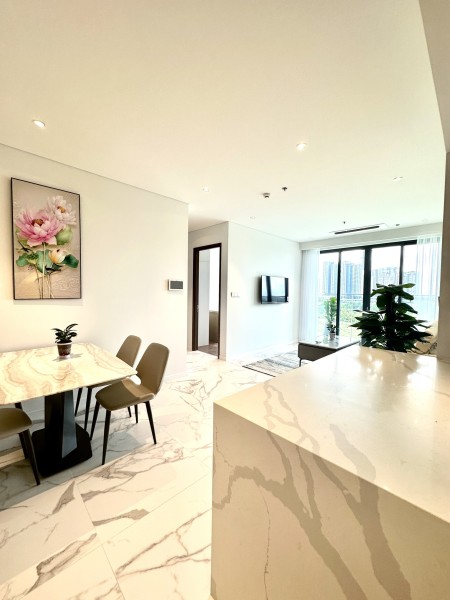 The Metropole - Crest: Cho thuê 2PN, nội thất xinh, thiết bị cao cấp, view LM81