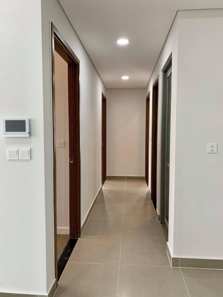 River Panorama 2PN 2WC 65m2 Giá 10tr/Tháng .Rèm,3Máy lạnh,Bếp hồng ngoại, Giường tủ,Giàng phơi....