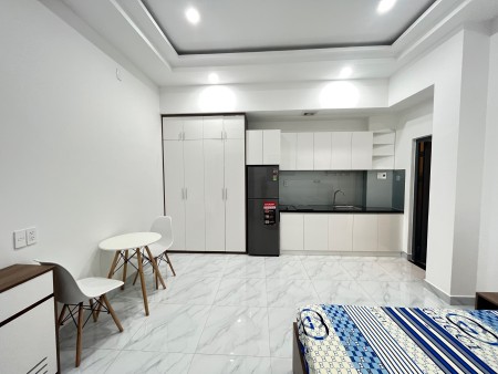 CĂN HỘ RỘNG  - NỘI THẤT HIỆN ĐẠI - GẦN PHẠM VĂN ĐỒNG CÓ THỂ Ở LIỀN