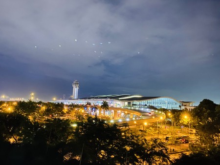 Cho thuê chung cư cao cấp Airport Plaza