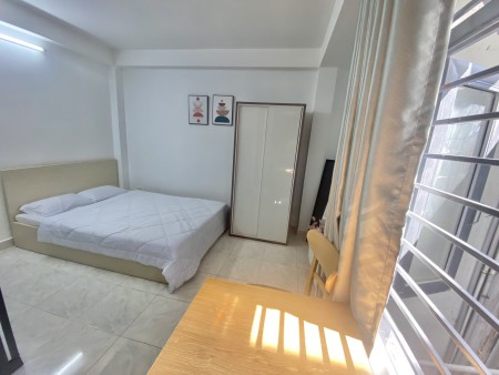 Studio cực chill, đủ nội thất như hình. Có cửa sổ thoáng