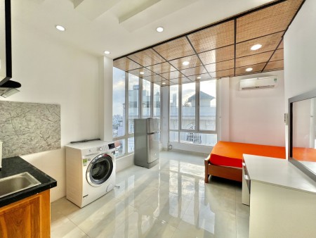 CĂN HỘ CAO CẤP SIÊU THOÁNG, ĐÓN NẮNG NGAY BỜ KÈ HOÀNG SA , 2' QUA COOPMART NHIÊU LỘC QUẬN 3